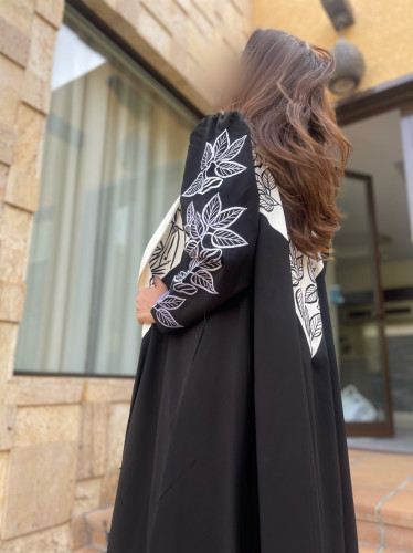 تطريز يدوي