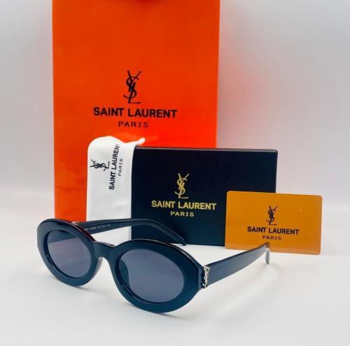 نظاره براند SAINT LAURENT