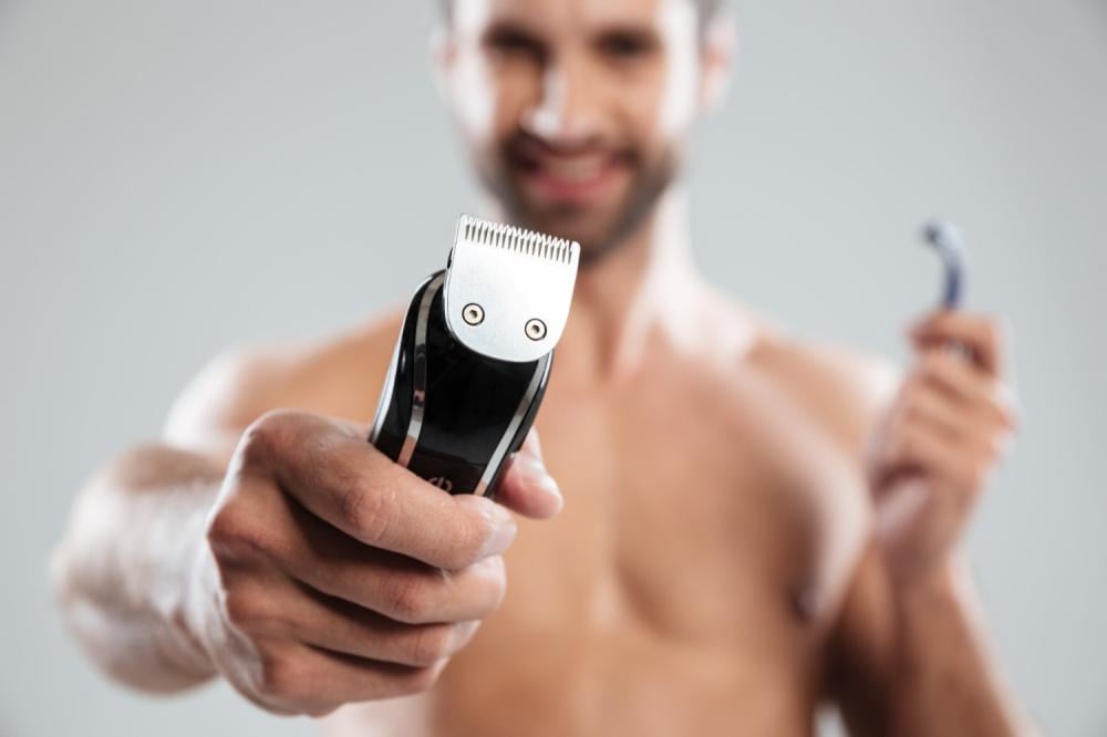 أفضل ماكينة حلاقة الشعر للرجال وأجهزة تخفيف الشعر في السعودية 2025