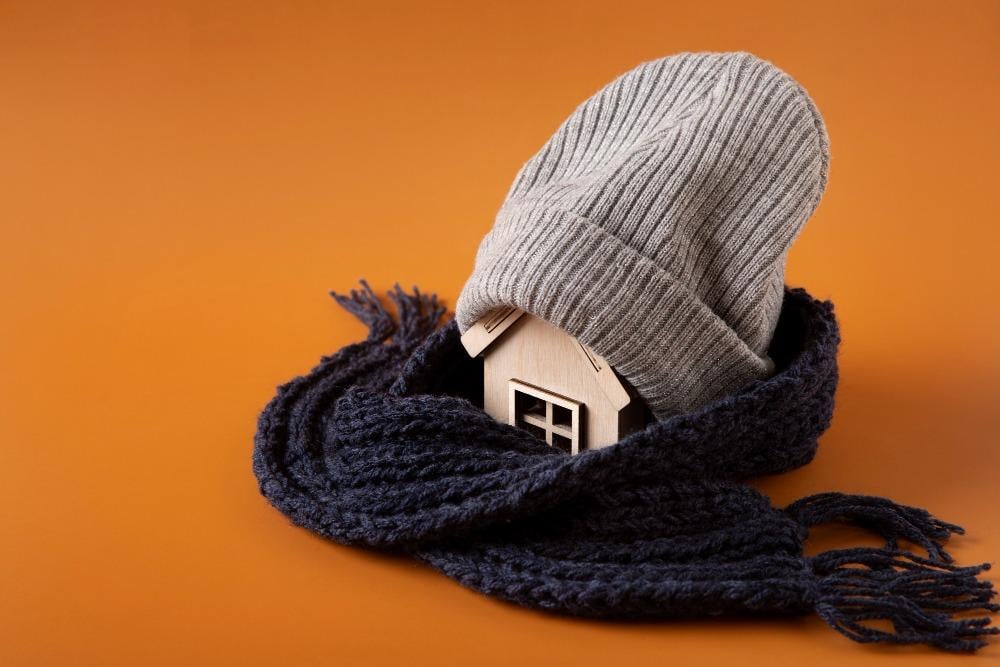 13 طريقة فعّالة لتدفئة المنزل في الشتاء بدون مدفأة