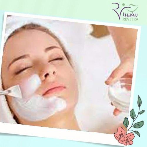 تنظيف بشرة سطحي