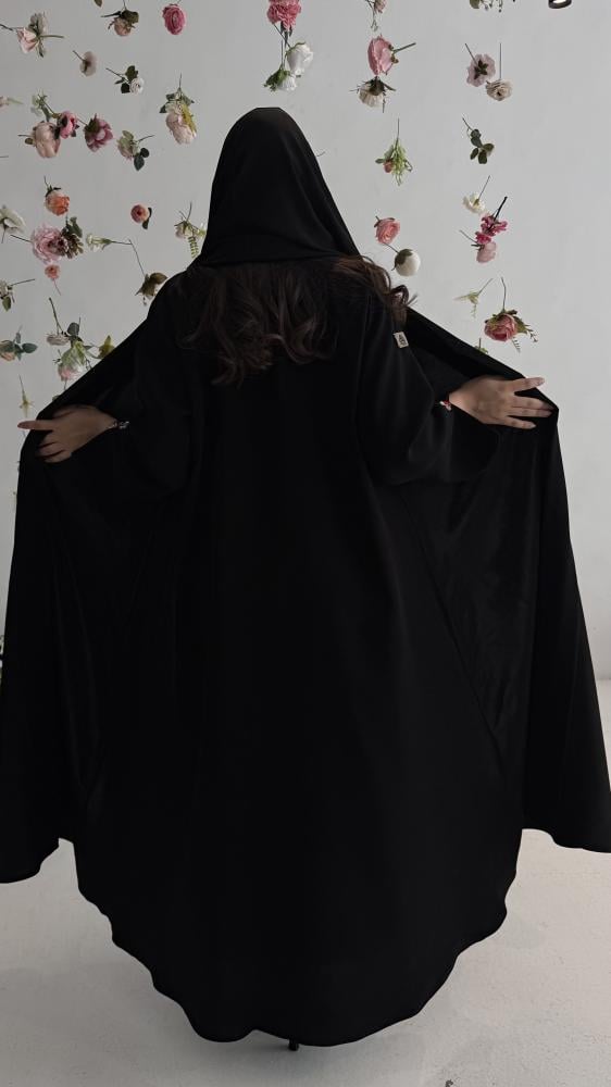 عباية رسمية مع كرستال أنيقة