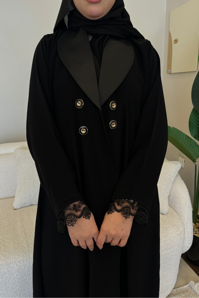 عباية رسمية بأكمام دانتيل