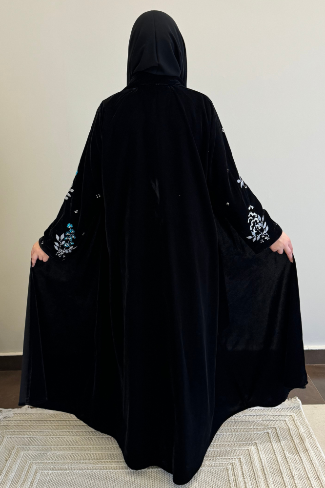 عباية مخمل رسمية بشك ناعم ملون