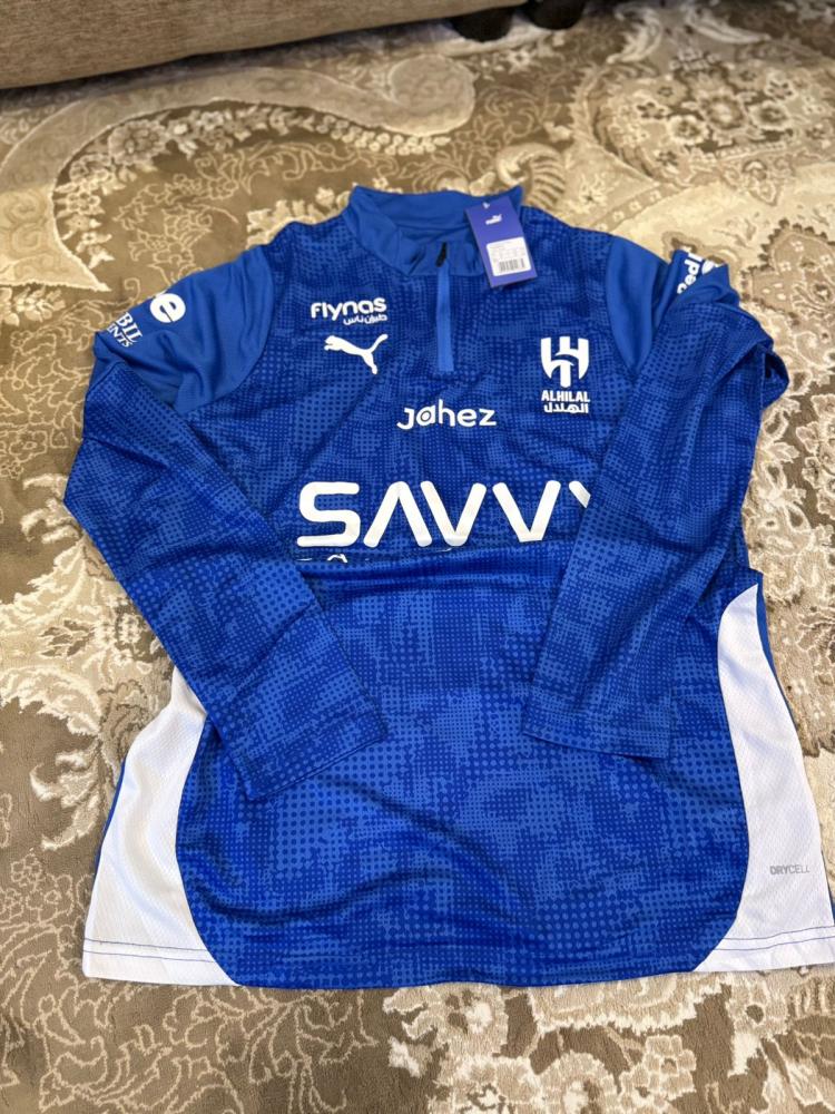 بلوفر الهلال