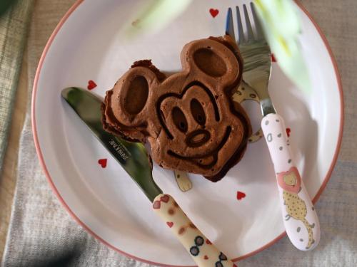 Chocolate waffle | وافل الشوكلاتة (٦ حبات)