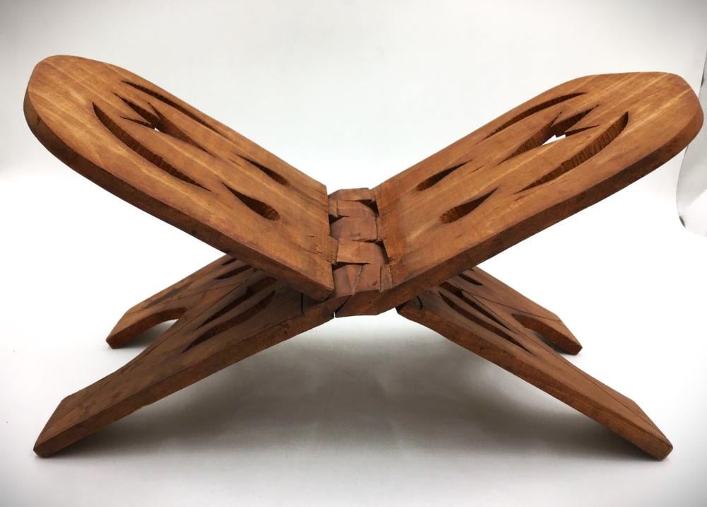 حامل مصحف ارضي .. متوسط