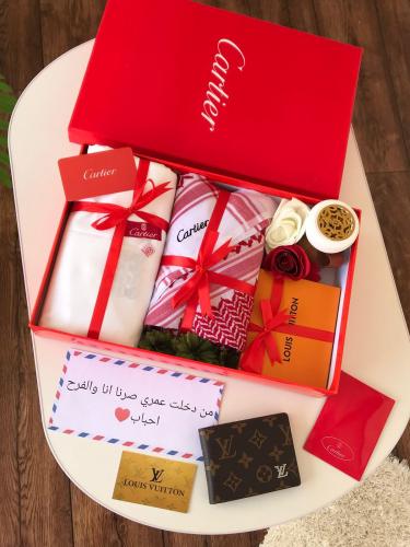 بوكس رجالي كارتير مع التغليف
