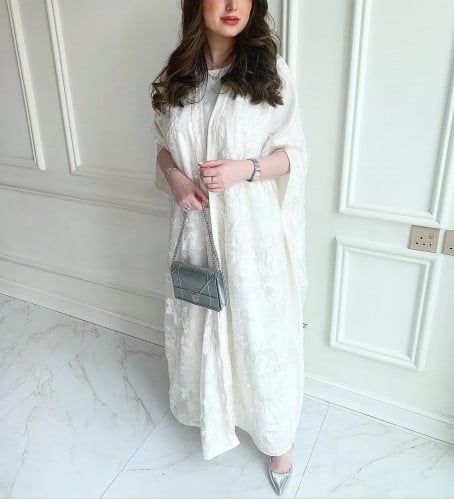 WHITE COLLECTION #218