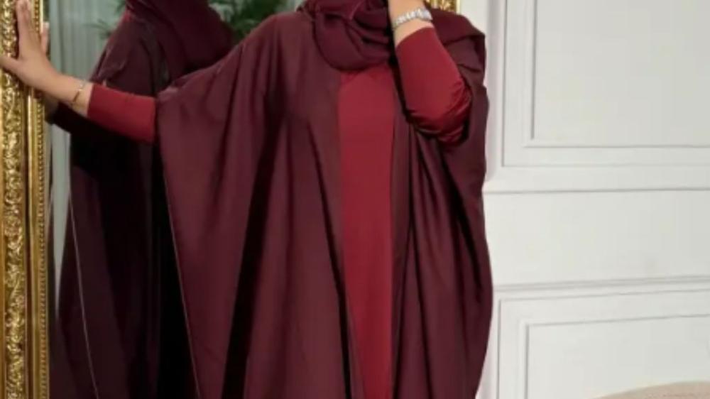 عبايات نسائية فاخرة