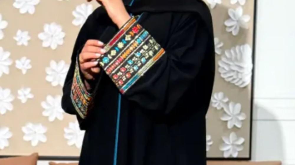 العبايات الخليجية السوداء