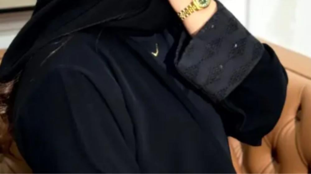 عبايات خليجيه راقيه سوداء