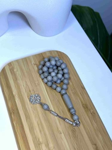 سبحه بكلايت -لون رمادي- طربزونه فضي (خيط مقاوم للق...