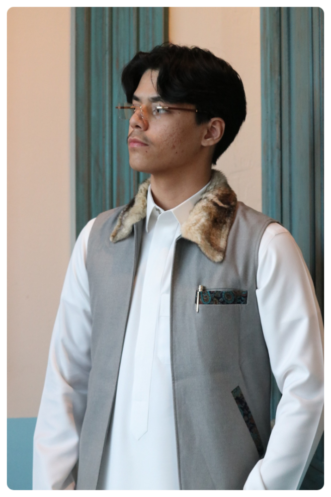 سديري ثعلبي رمادي