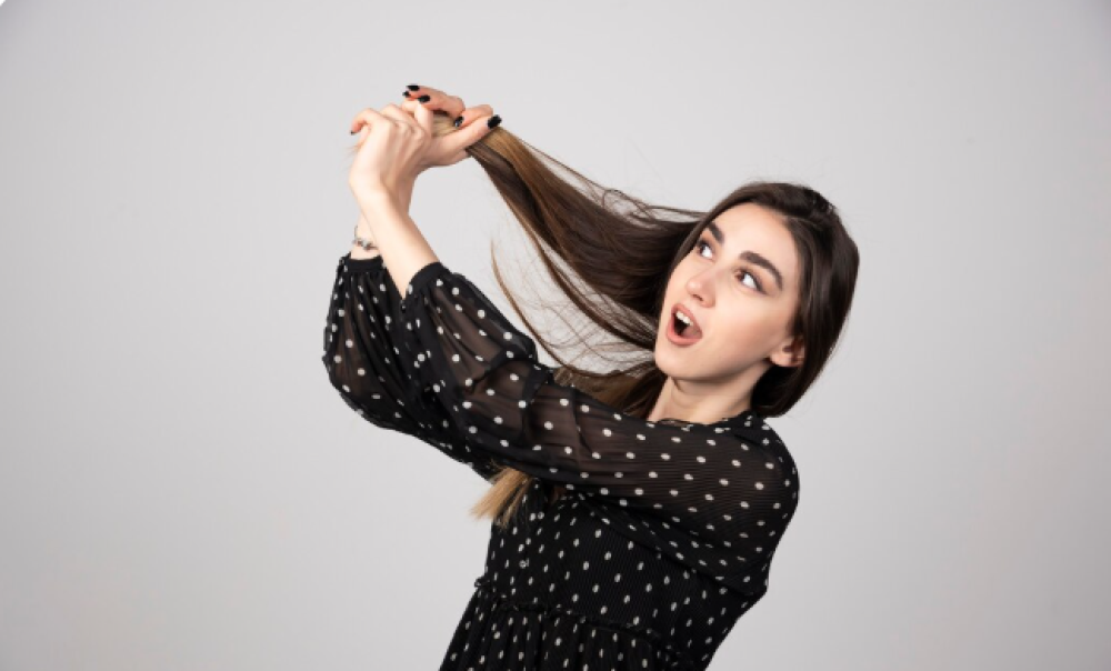 دليلك لأفضل متاجر عطرية أونلاين للشعر والبشرة