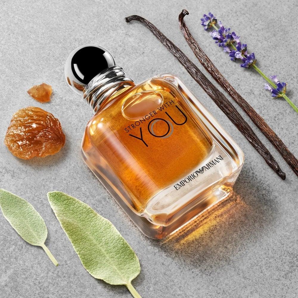 عطر ارماني سترونجر ويذ يو الرجالي او دو تواليت 100مل