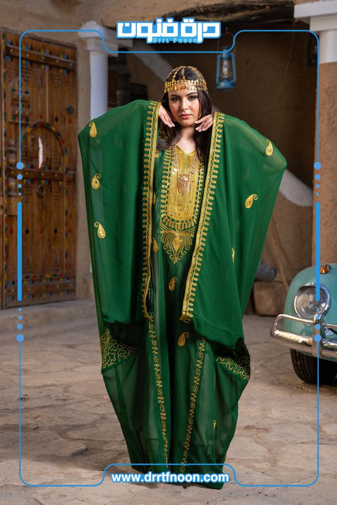 ملابس يوم التأسيس مسرح بشت فستان دقلة ثوب تراثي طقم بناتي ولادي نسائي