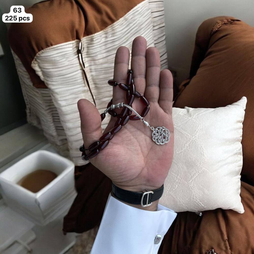 سبحة اكريليك بني حجر ممدود