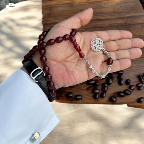 سبحة اكريليك باللون النبيتي الغامق