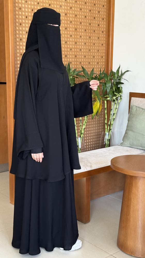 عباية نورا