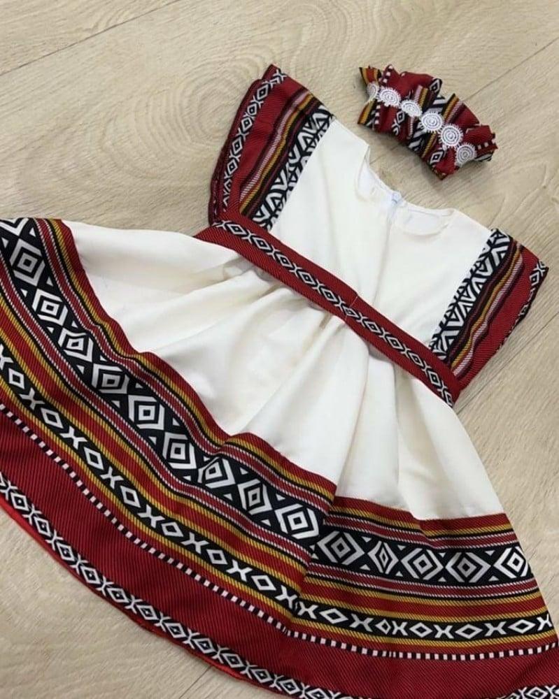 فساتين يوم التاسيس