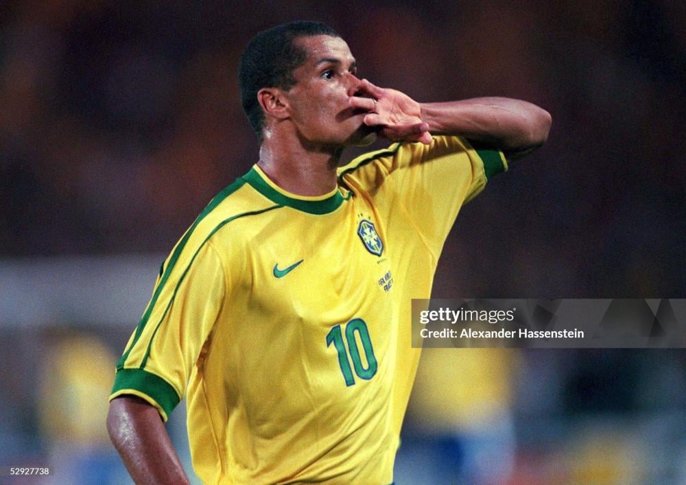 تيشيرت البرازيل كلاسيكي 98