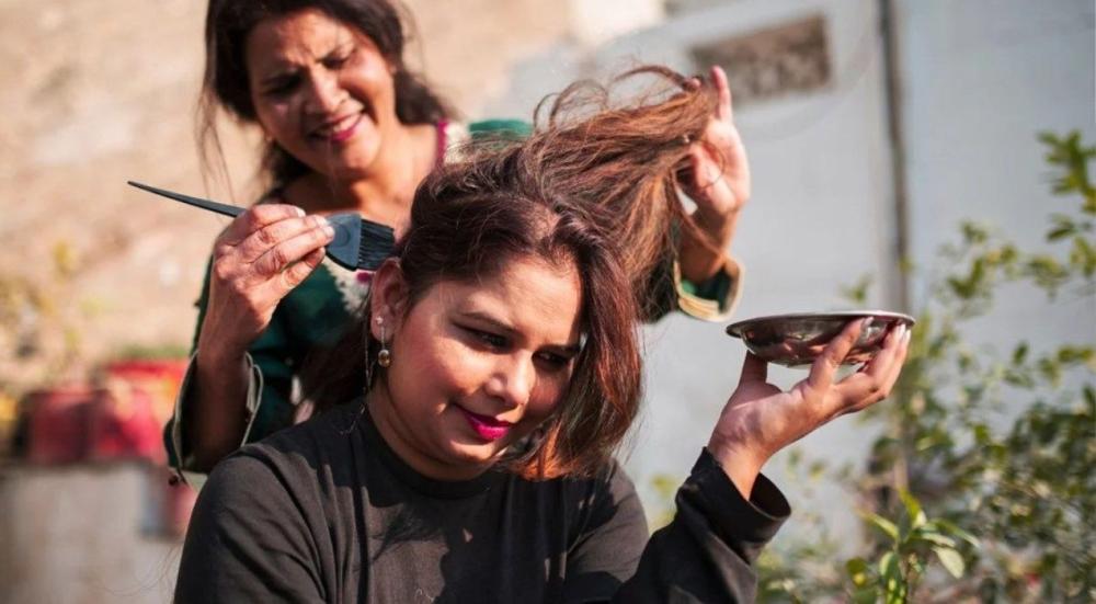 هل الحناء تزيد كثافة الشعر