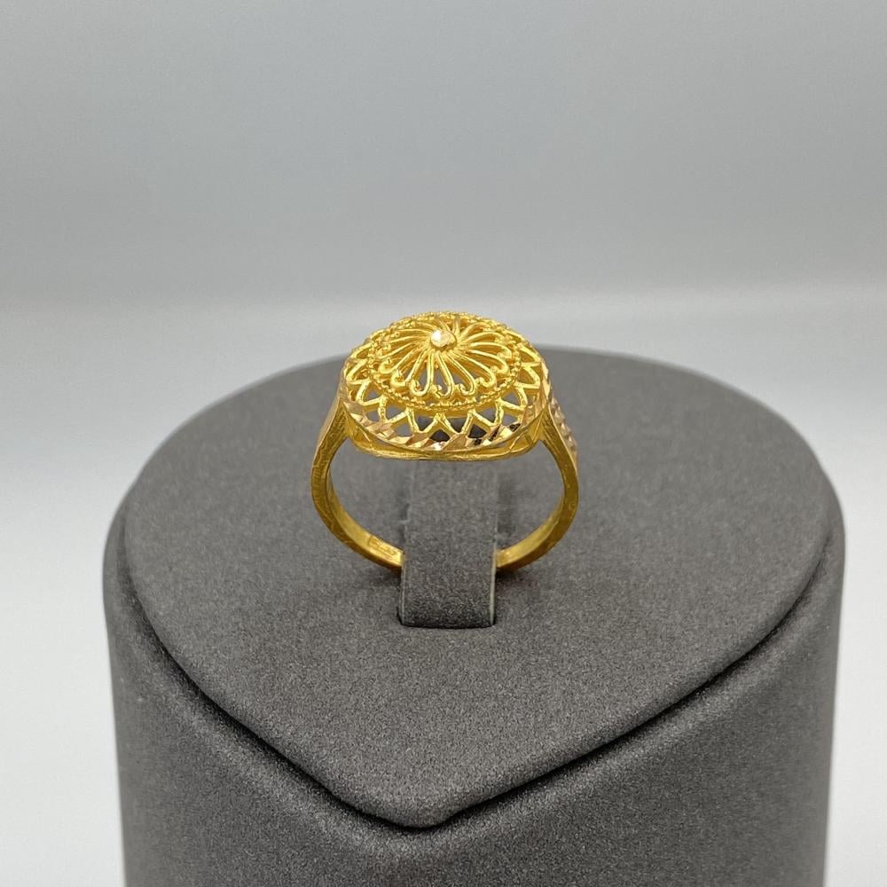 خاتم ذهب عيار 21 يناسب الاستخدام اليومي