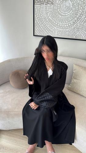 036 عباية منى