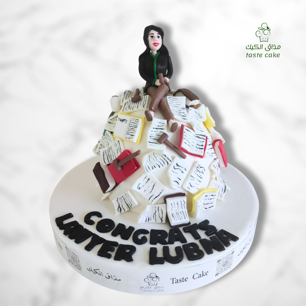 كيك تخرج محامية