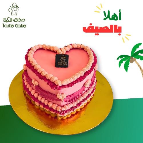 فيكتوريا كيك احمر فاتح بينك