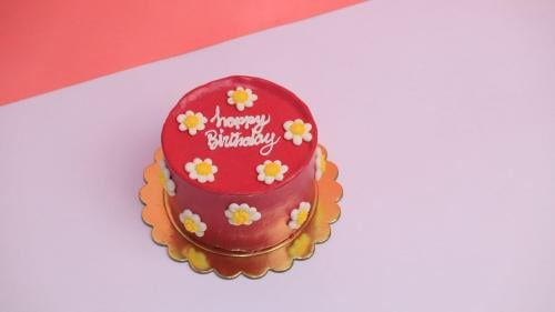 4انش طبقتين happy birthday 4