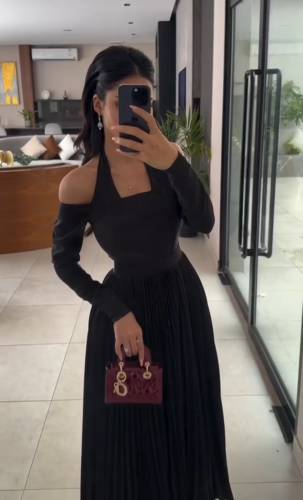 فستان نسائي خامه باربي كسرات اللون اسود Dior