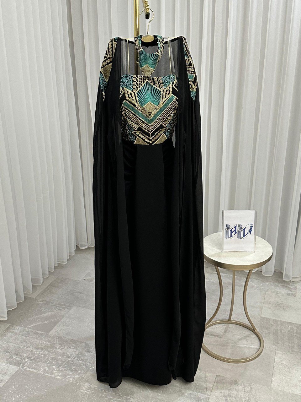 فستان نسائي HDL