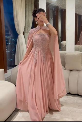 فستان نسائي Dior
