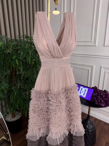فستان نسائي Dior