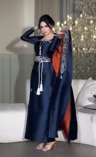 فستان نسائي Dior