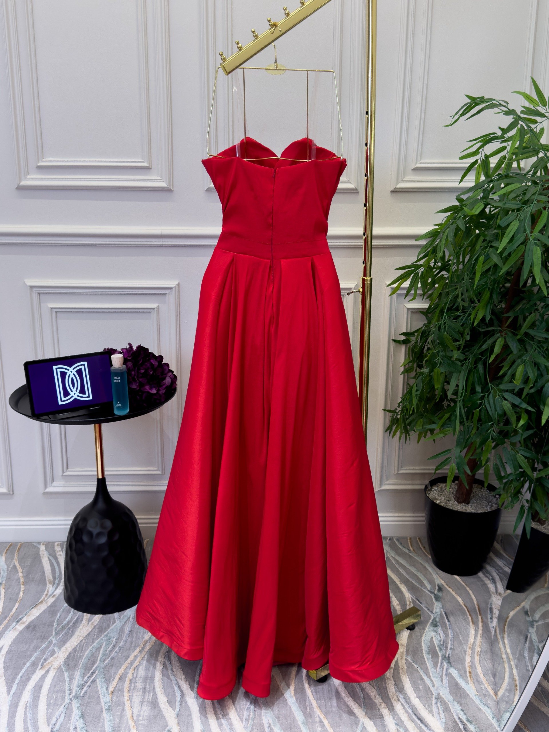 فستان نسائي سهره DIOR