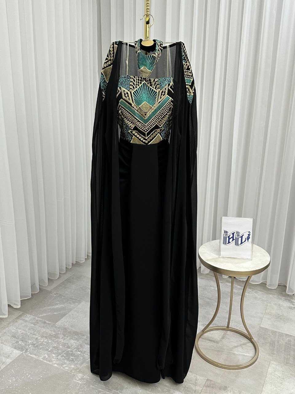 فستان نسائي HDL