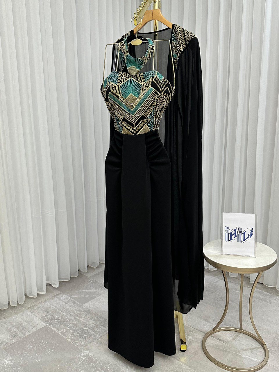فستان نسائي HDL