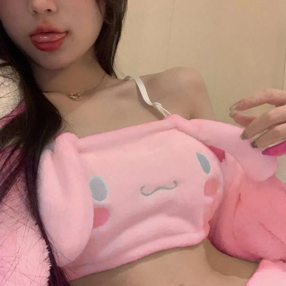 بيجامة مثيرة