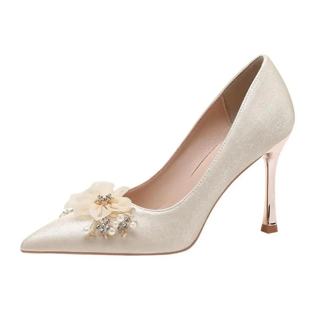 حذاء زفاف مدبب