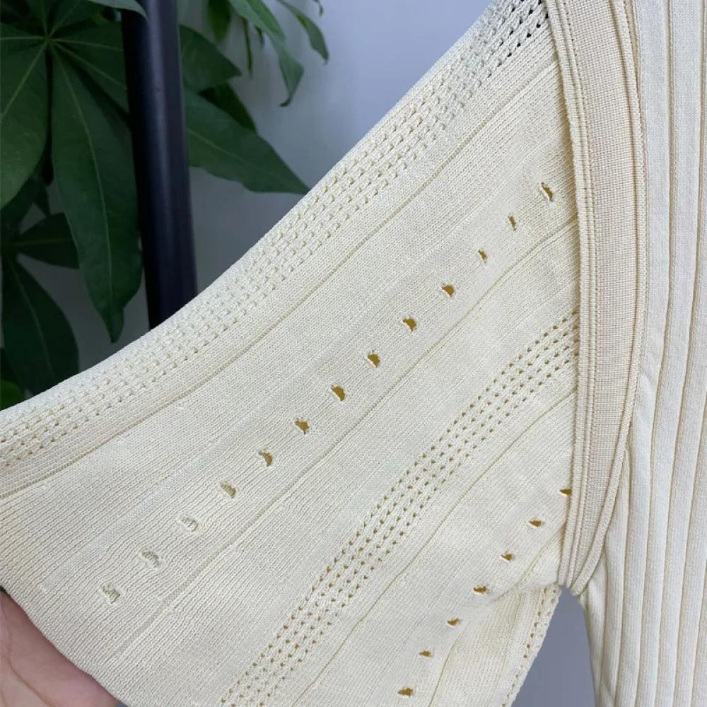 فستان حورية البحر ضيق