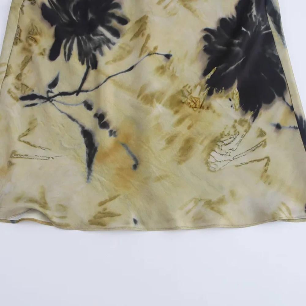 فستان ساتان طويل