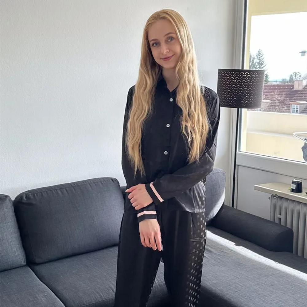 بيجامة حرير نسائي