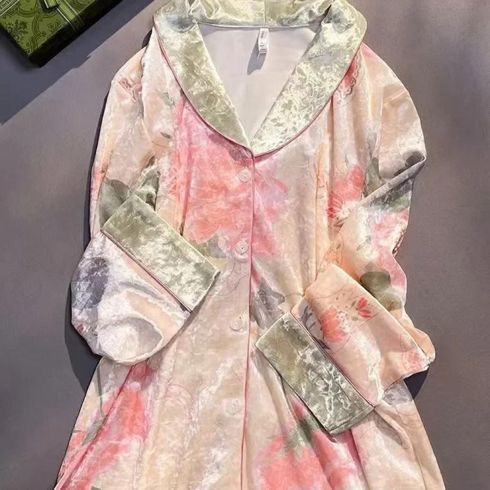 ملابس نوم نسائي