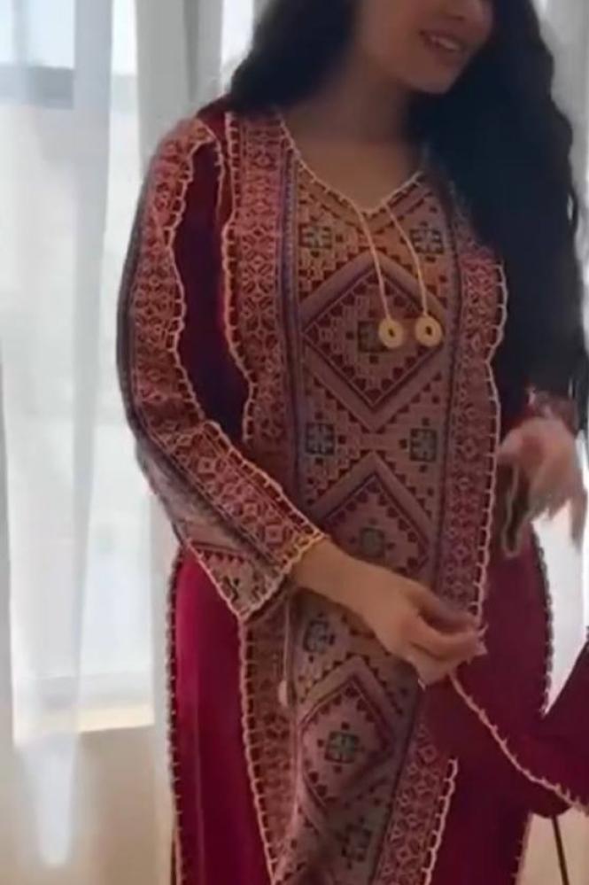 جلابية ملكي فاخر كريب طبي A-136