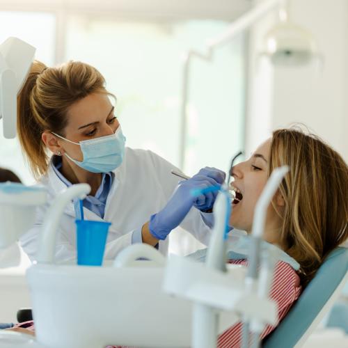 تركيبات الأسنان التركيبة الواحدة