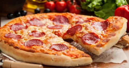 بيتزا ببروني حار Pizza Spicy Pepperoni