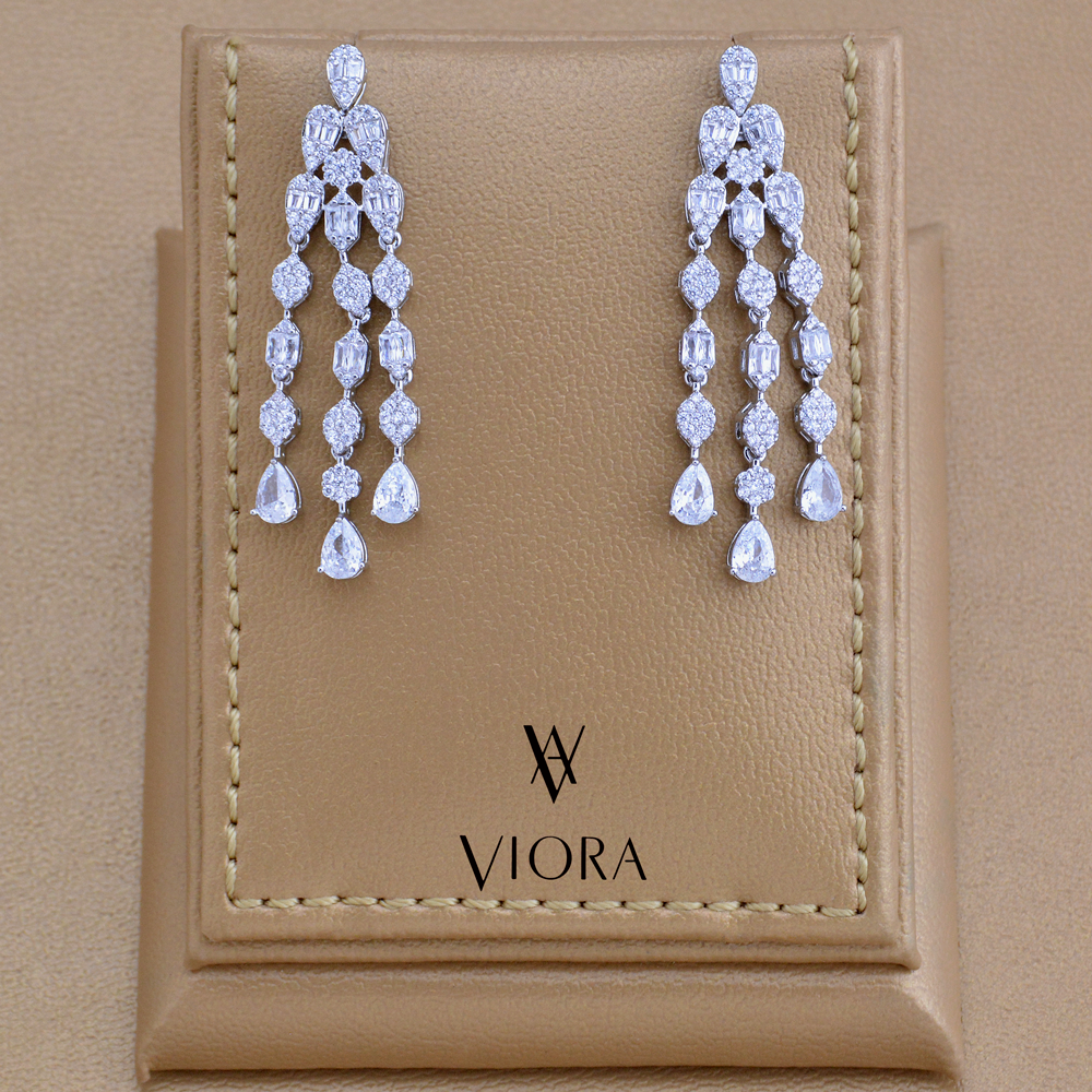 أقراط زركون تصميم ألماس